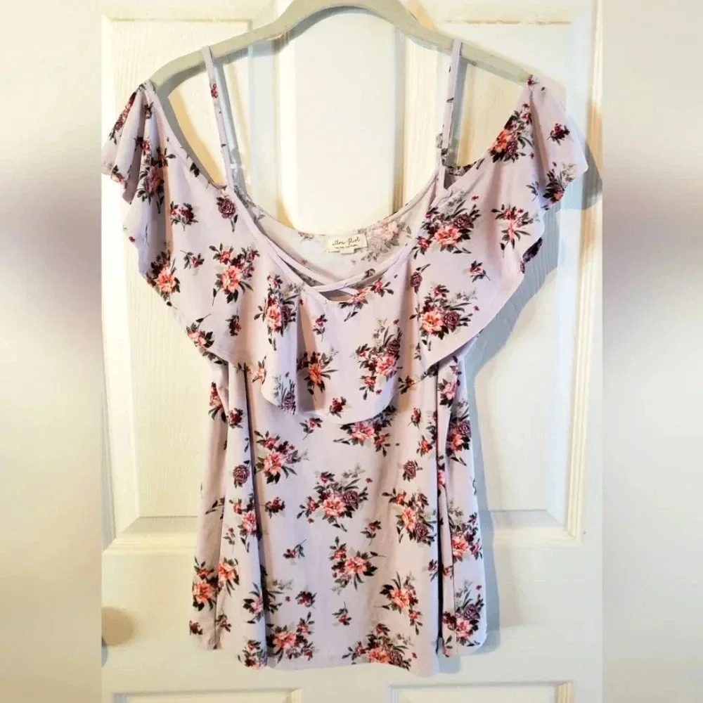 Ultra Flirt| Vintage Off The Shoulder Floral Blouse - Picture 2 of 4